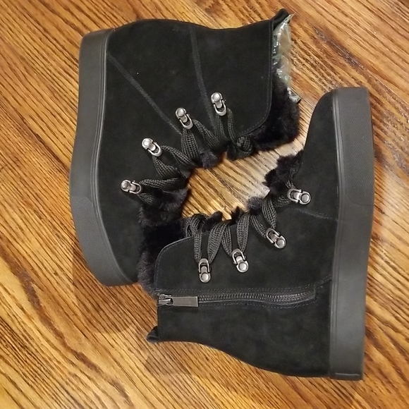 J/Slides NYC leather and faux fur boots - Picture 3 of 11